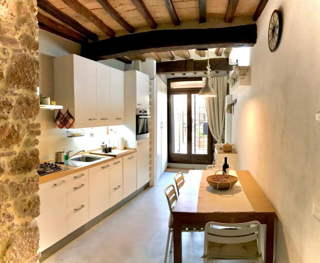 Authentic Cave House In The Heart Of The Village! Massa Marittima Esterno foto